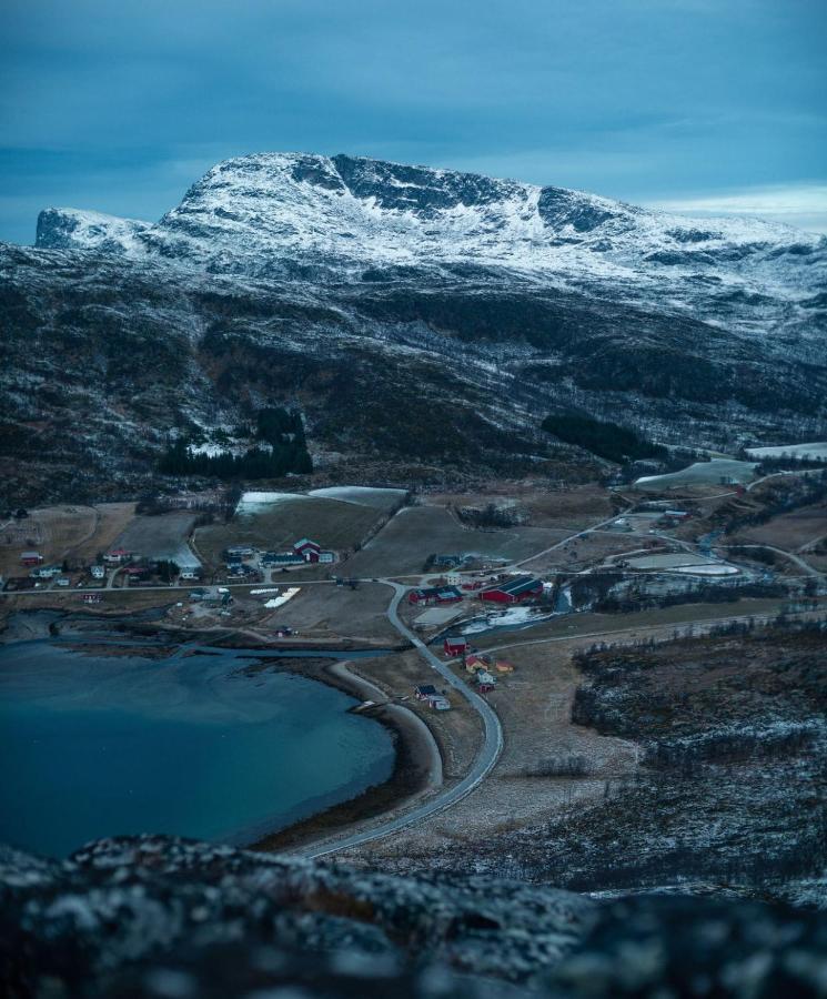 Storjord Farmstay Ranchhouse Kvaloya Екстер'єр фото