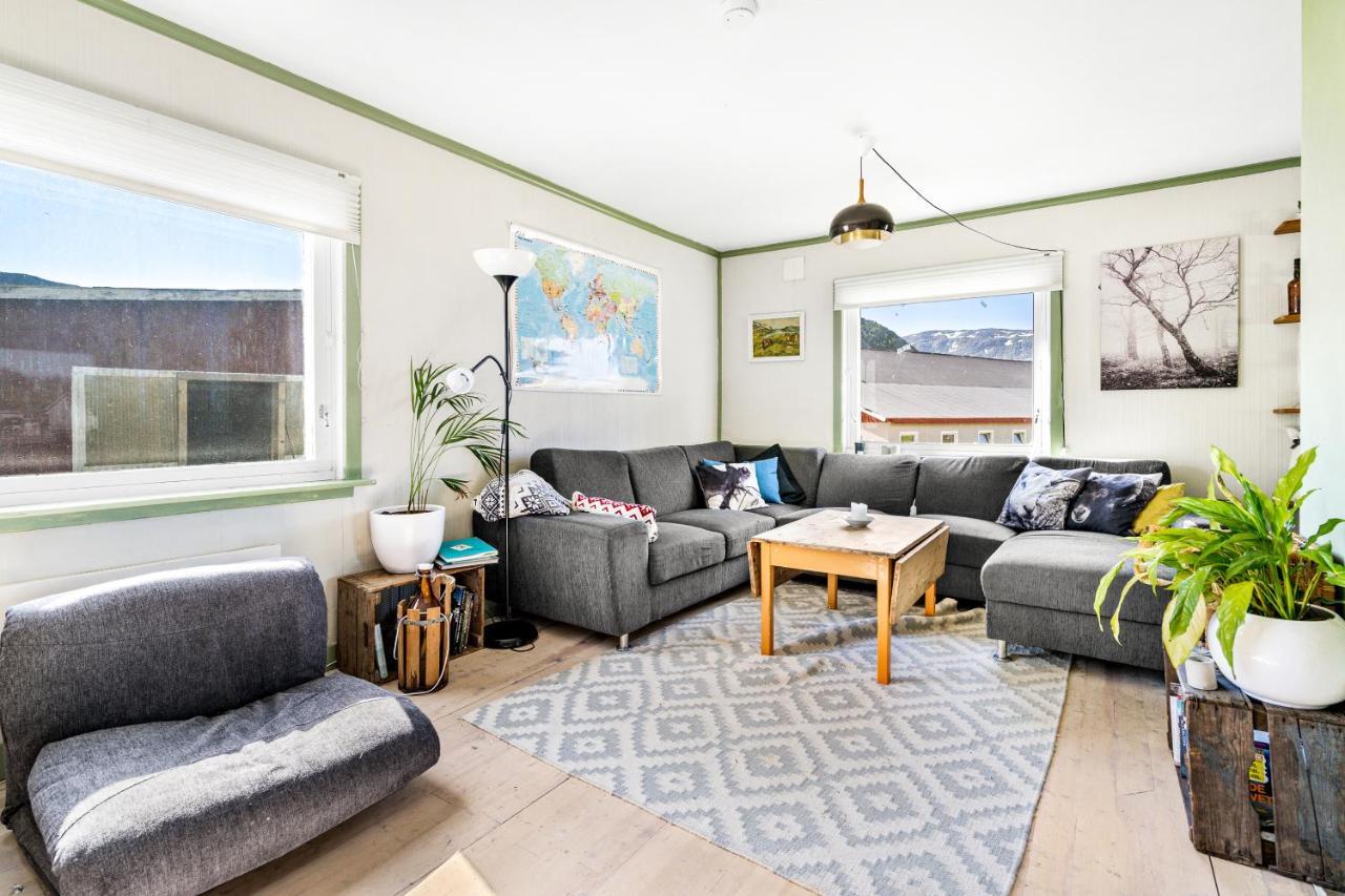 Storjord Farmstay Ranchhouse Kvaloya Екстер'єр фото